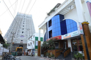 Отель Sri Sarvesha JS Palace temple view  Тируваннамалай
